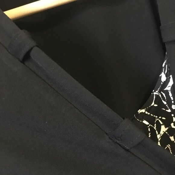 Tradition Made in Canada Black Open Short Sleeve Cardigan With Batik Shirt 2in1 - Picture 5 of 16